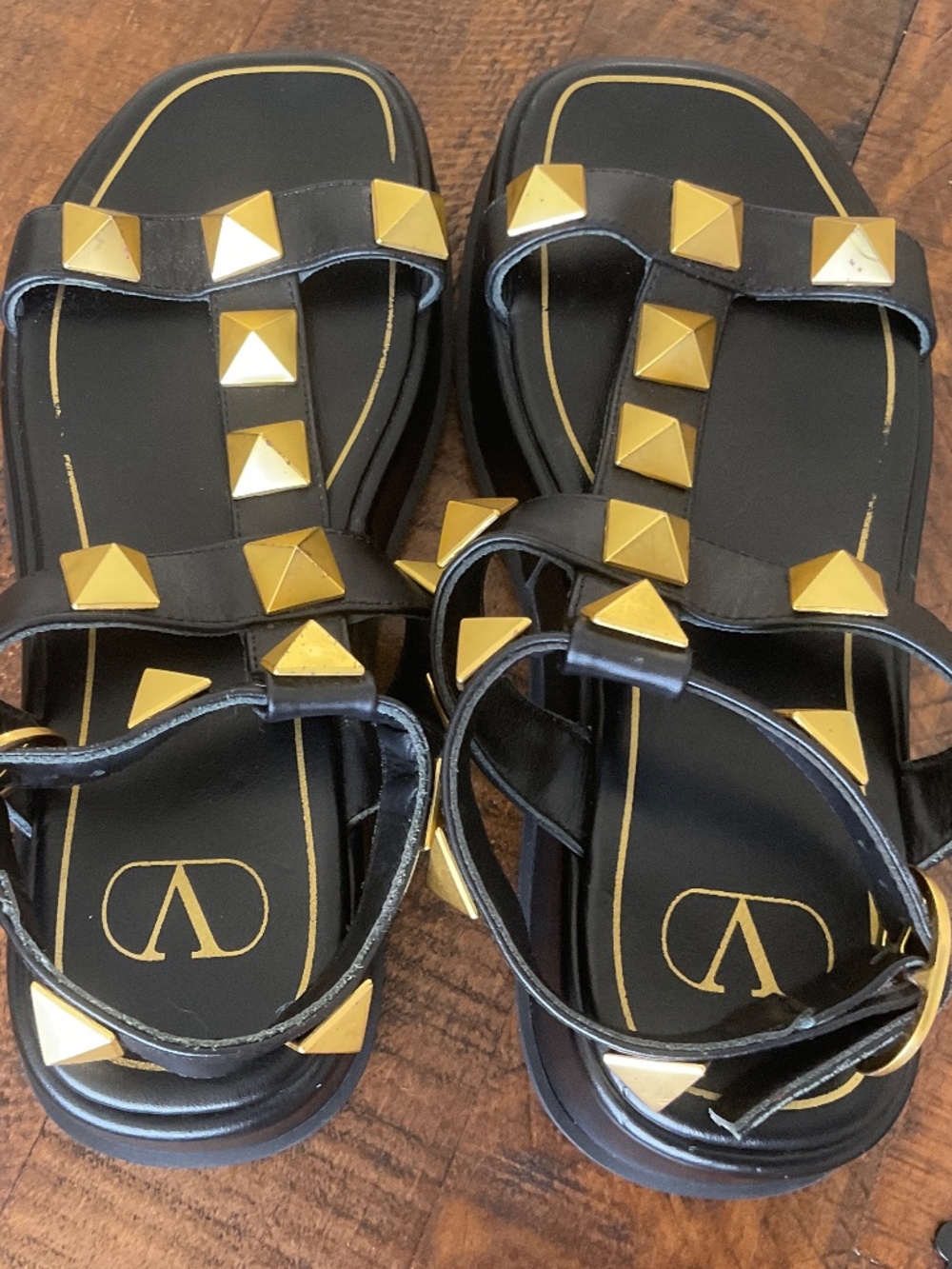 Valentino Garavani Roman Stud Plataform
